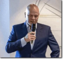 Andrzej D. Różański Prowadzący wywiad